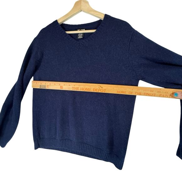 Novica ALPACA Blend Sweater Mens SIZE LARGE Blue Cozy Classic Crewneck Top Peru - Picture 5 of 7